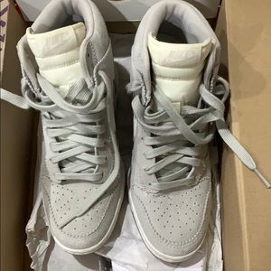 Late wife’s things. Extra money for our kids